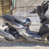 مرخصت اصحاب الكرروب. دراجه جي تيار. للبيع دراجه مثل ماوضح كدامك فقط ال...