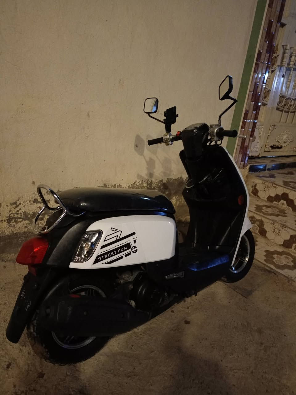 بوليس • مسطرة • كفالة