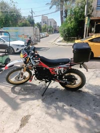 قفاز CRX محرك 250 دراجه اخت الزيرو ونضيفه حيل الدراجه ماتصرف بانزين اب...