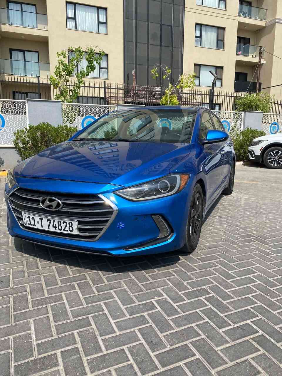 سلام عليكم النترا موديل ١٨
رقم بغداد باسمي حادث امريكا دعاميه واكعه وهنا بل عراق 
بيها جاملغ وجنطه بس خفيفات سياره بدون ايرباك 
رقم بغداد باسمي 
تحويل ثاني يوم 
سعر السياره ١***********11
مكان السياره بغداد الدوره
