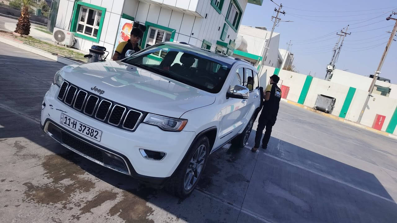 جيب گراند شيروكي - Jeep Grand Cherokee

‏‎‏‎وراد امريكي .     —    بدون ايرباك 

‏‎‏‎الموديل           —    2018

حجم المكينه   —     3600/ V6

‏‎‏‎اللون               —     ابيض     

‏‎‏‎المسافه المقطوعه — 65.000mi

‏‎‏‎حاله السياره.    —    (قطعه صغيره جاملغ امامي 4 اصابع )

‏‎‏‎المواصفات 
‏‎‏‎- بصمة تشغيل 
‏‎‏‎- بصمة أبواب 
‏‎‏‎-تشغيل عن بعد 
-رادار خلفي 
‏‎‏‎-كشنات جلد 
-كشنات اسود 
* شاشه ديجتال 
-ستيرن كهربائي 
-اشاره بالمرايه 
-فتحت سقف  
‏‎-دبل اكسل 
‏
‏‎-وضعيات قياده 
-كشن السايق خزن ميمور
-كشنات اماميه تبريد 
-ستيرن تدفئة
‏‎‏‎- ستيرن بحركه كهربائيه 
‏‎‏‎- تبريد مركزي 
‏‎-صندوق كهربائي 
‏‎
‏‎‏‎-تحكم ستيرن جهتين 
‏‎‏‎-تحديد سرعه 
‏‎‏‎-مانع انزلاق 
‏‎‏‎-كامره خلفيه
رقمها بغداد 
التواصل اتصال أو وتساب ***********
السعر 170قفل

