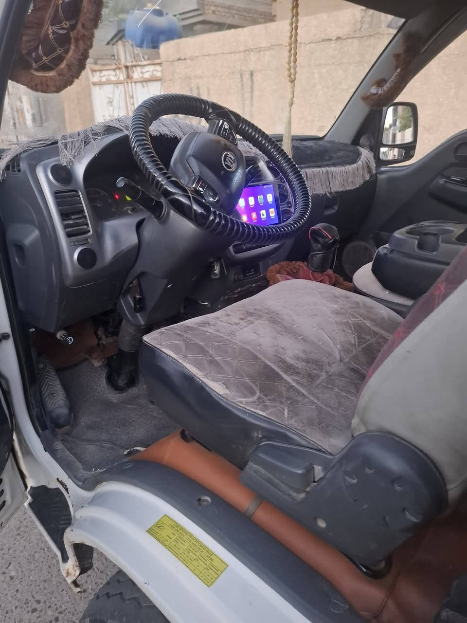 لبيع كيه قرده  رقمه واسط انكليزي محرك بيه خيط بخار بدون صرف٠ سعره ٩٨ وبيه مجال شويه مكاني بغداد المدائن ناحيه الوحده قرب مدينه بسمايه هذا رقمي *********** صاحب يريد تحويل ثاني يوم
