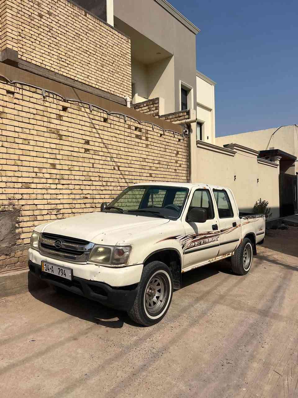 سيارة بيك اب ٢٠٠٦ كريت ول 
الرقم مميز ، تريد الرقم مع السيارة او بدونه

للتواصل والاستفسار ***********
