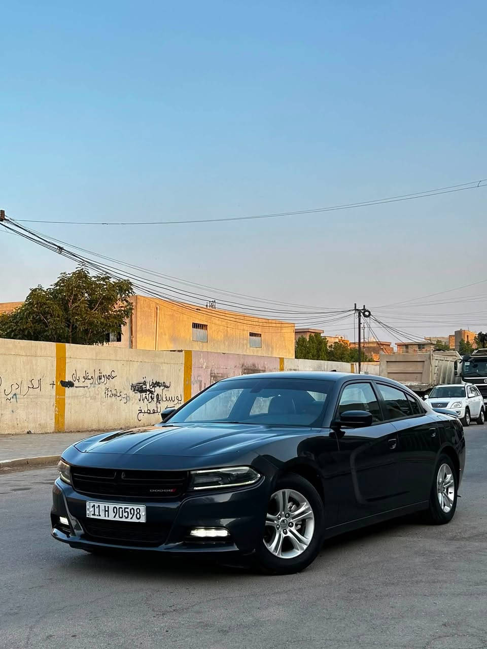 جارجر 2018 وارد امريكي 
فئة sxt Plus فوول 1/1 
(( تو ويل ))

💥 حادث نص جاملغ خلفي صبغ فقط

لغود وشواصي وتكم 
وكير ومحرك مكفولات

جميع الايرباكات سليمه 
حجر صالنصه بلادي 
ماشيه 83 الف 

رقم بغداد الجديد باسمي

🔰 مواصفات 

بصمة تشغيل 
بصمة ابواب 
بصمة جنطه 
تشغيل عن بعد 
داخل لونين ابيض و اسود 
كشنات جلد ابيض 
كشنات تدفئه وتبريد
كشنات خلفيه تدفئة 
كشنات خزن ميموري
كشنات كهرباء 
ستيرن تدفئه
شاشة كبيره 
سماعات نظام Alpine   
تدعم ابل كار بلي و اندرويت اوتو 
تبريد قطعتين مناخ منفصل
نضام سبورت 
مانع تزحلق 
كامره خلفيه
لايتات زنون بلادي 
لدات اماميه مع كشافات بلاديه
محرك 3600 كفاله 
كير طياره 8 نمر 
✅ وبعد بيه هواي مواصفات 

⭐️ السياره بلاديه بدون تحديث 
وضع الشركه كلشي ما ملعوب بيه 

السياره جديده بمعنه الكلمه 
مسويله سيرفس ودامه كامله 
ما بيه اي نقص كامله من كلشي 

📍 مكاني بغداد الدوره  

💲سعر 192 وبيه مجال 

☎️ رقمي ***********
