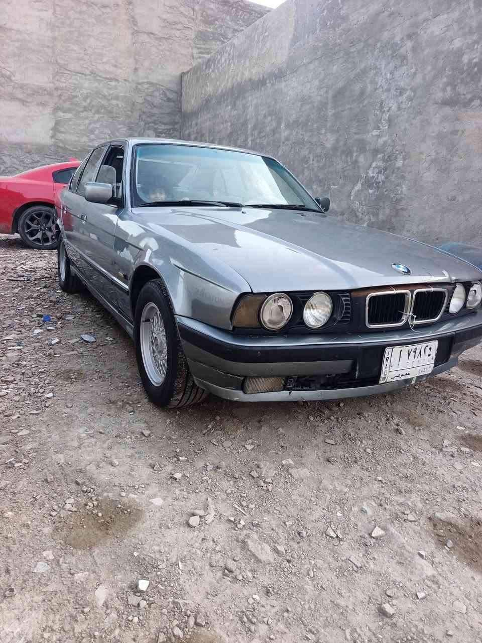 بي ام دبليو 525 • للبيع