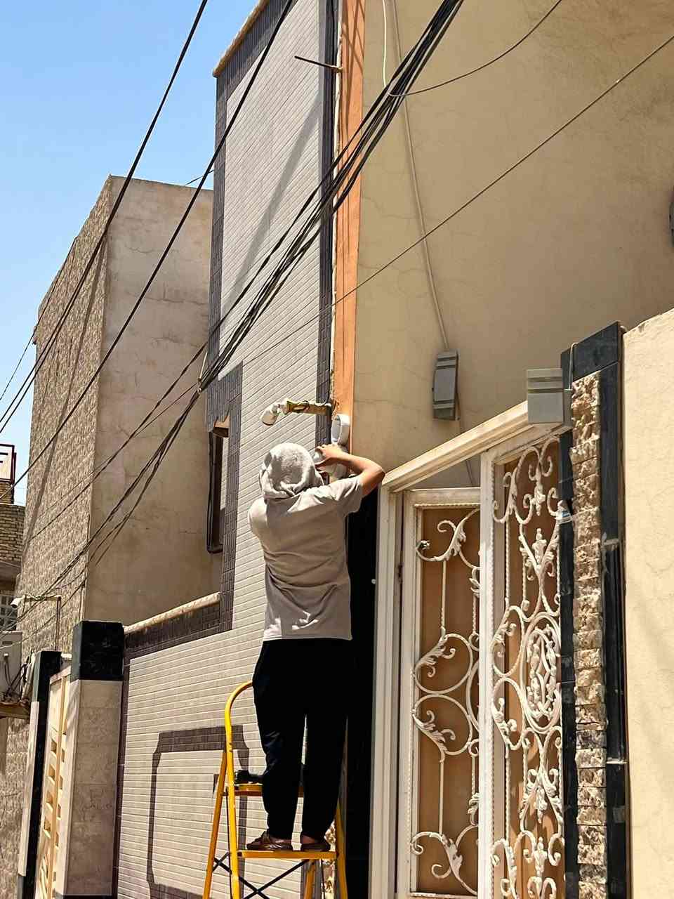 تنصيب  وتجهيز الكامرات  داخل النجف
***********
