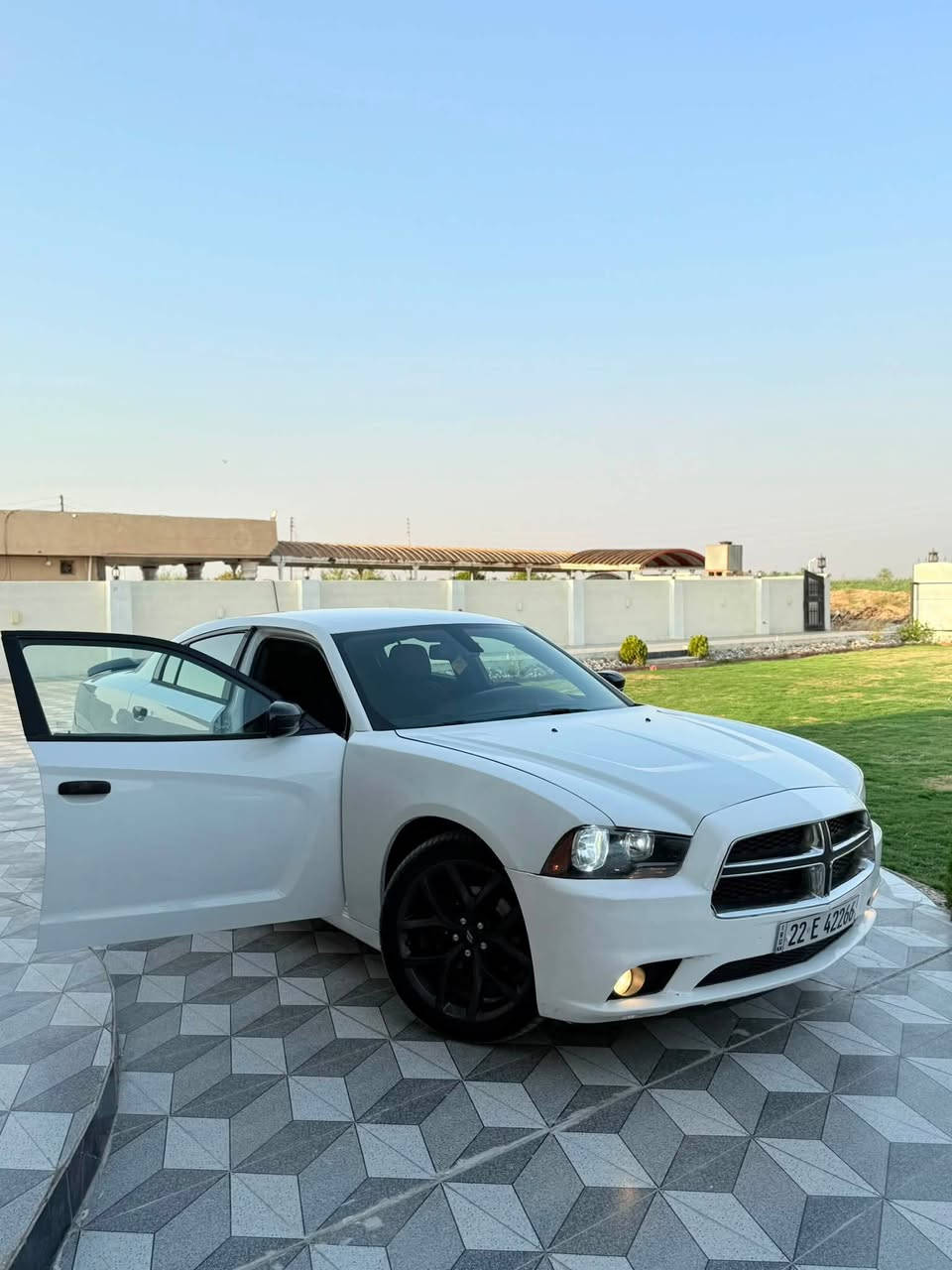 ﷽ 🖤🪬

Dodge charger2013
سعر سيارة ( 135) ورقه و بيها مجال للطيبين 
*********** واتساب 

مكان سيارة بغداد المنصور ماشيه 290 الف كيلو

للبيع دوج جارجر 2013 مواصفات SXT
مكينه ٦ سلندر حجم ٣٦٠٠ لا صوت لا بخار جديده
 كير و مكينه و تبريد اكسل بشرط مكينه 
جديد صدر جديد وتخم تايرات جدد هن والويل
رقم و سنوي وهزه  جديد باسمي سياره تحويل ثاني يوم
شاشه جبير 

سياره صبغ جاملغين وبنيد وباب رش فقط وبيه بارد شبر بل قماره
بدون شواصي سياره حيل نضيفه وناعمه تبريد سبلت حماوه انسه

«——————————————————-
