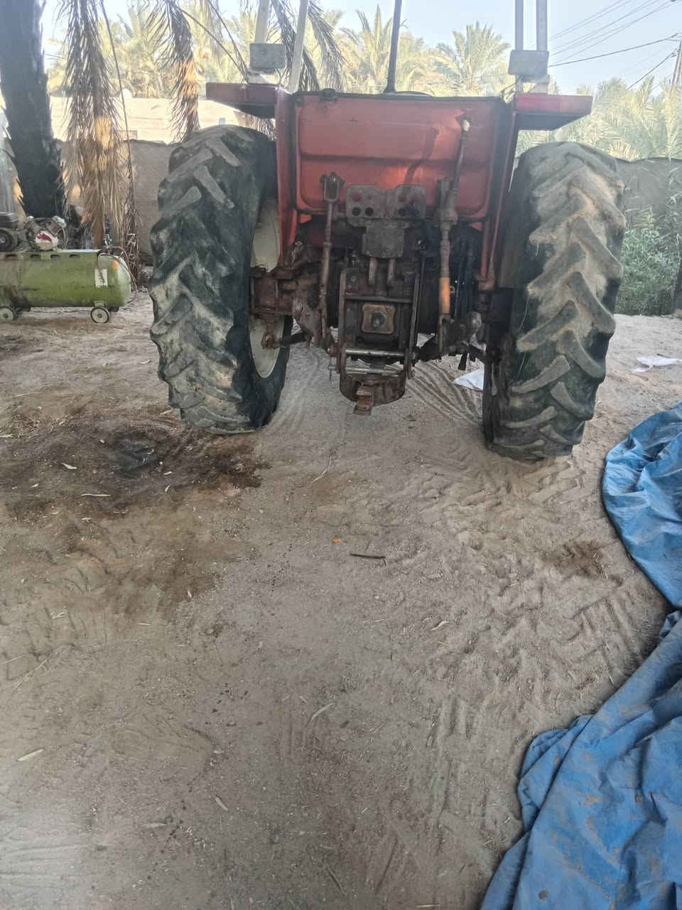 السلام عليكم مكينه للبيع فيات 780 العنوان نجف رقم الهاتف***********
