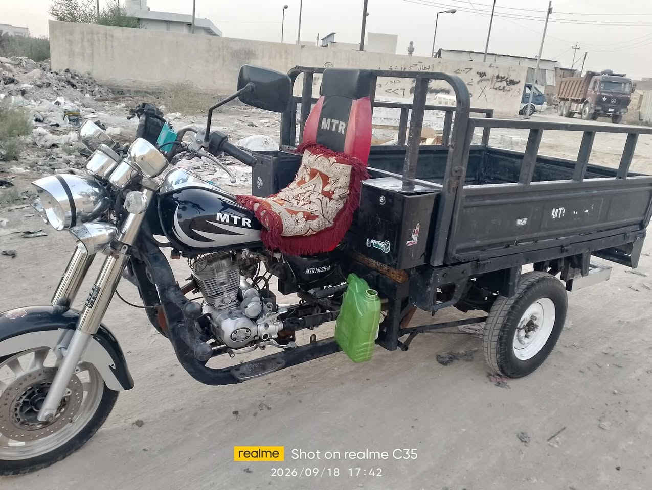بسبب لوعود لكاذبه رقم سود وسنويه سنساخ ماندل راعيه مديل عشره سعر ب٧٥٠وبيه مجال قليل وهاذه رقمي لمكان مشخاب ***********

نص مكتوب في الصور:
- realme Shot on realme C35 2026/09/18 17:43
- realme Shot on realme C35
- 2026/09/18 17:42
- 2026/09/18 17:43
- realme Shot on realme C35 2026/09/18 17:42