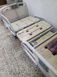 سرير مريض • للبيع