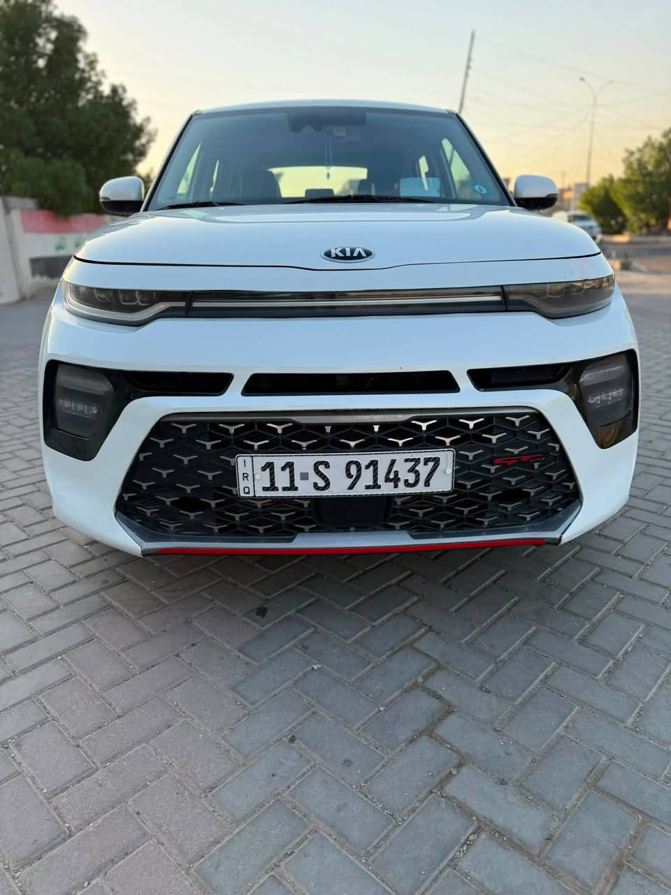 كيا صول 2021
GT line 

فول مواصفات 

فتحه 

بصمه تشغيل عن بعد 

اشاير مري 

كشن جلد كهربائي تدفئه 

تحكم ستيرن كامل 

رادارات وقيادة اليه 

داتا شو 

لايت لد 

بك لايتات لد 

دشبول اناره 

شاشه وكامره 

اعلى مواصفات بل صول 

حادثه جاملغ نفسه مصلح كله ليبل واحد بدون تبديل. ماشيه 50 ميل 

السياره جاهزه. هسه مسويله صيانه باتري ومنضومه بانزين. وتخم تاير  

مكينه وكير شرط ما مفتوحات 

صور الحادث من ضمن المنشور 

مكاني بغداد الحبيبية قرب مستشفى الولادة 
*********** 
السعر. 135  وبيه مجال للشراي
