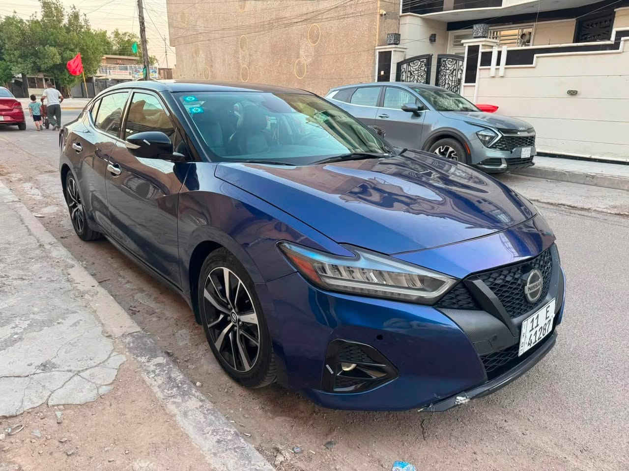 مرحبه حبايبي  نيسان مكسيما 2022 sv 
 ستة سلندر 3500
ماشية 61 الف ميل 
حادثها البنيد نفسه راجع بارد 
بدون شاصي ولغد ودواخل 
وبيها قطعتين صبغ خلفيات السياره حيل نضيفه وعل يدنه من امريكه بسمنه تحويل ثاني يوم وهاذ رقمي ***********
