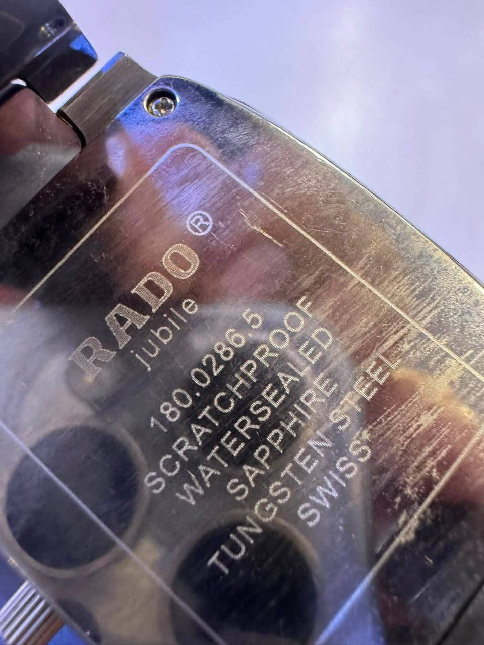 ⌚ RADO Jubile للبيع — جديدة
ساعة رادو جديدة غير مستعملة
تصميم أنيق ومميز + كرونوغراف + تاريخ
💎 Sapphire Crystal
⚙️ Swiss Movt
🔩 Tungsten Steel
رقم الموديل: 180.0286.5

ساعة راقية وتستاهل لهواة الرادو والساعات المميزة

📍 البصرة
💰 السعر: 300$
📩 للاستفسار ***********
