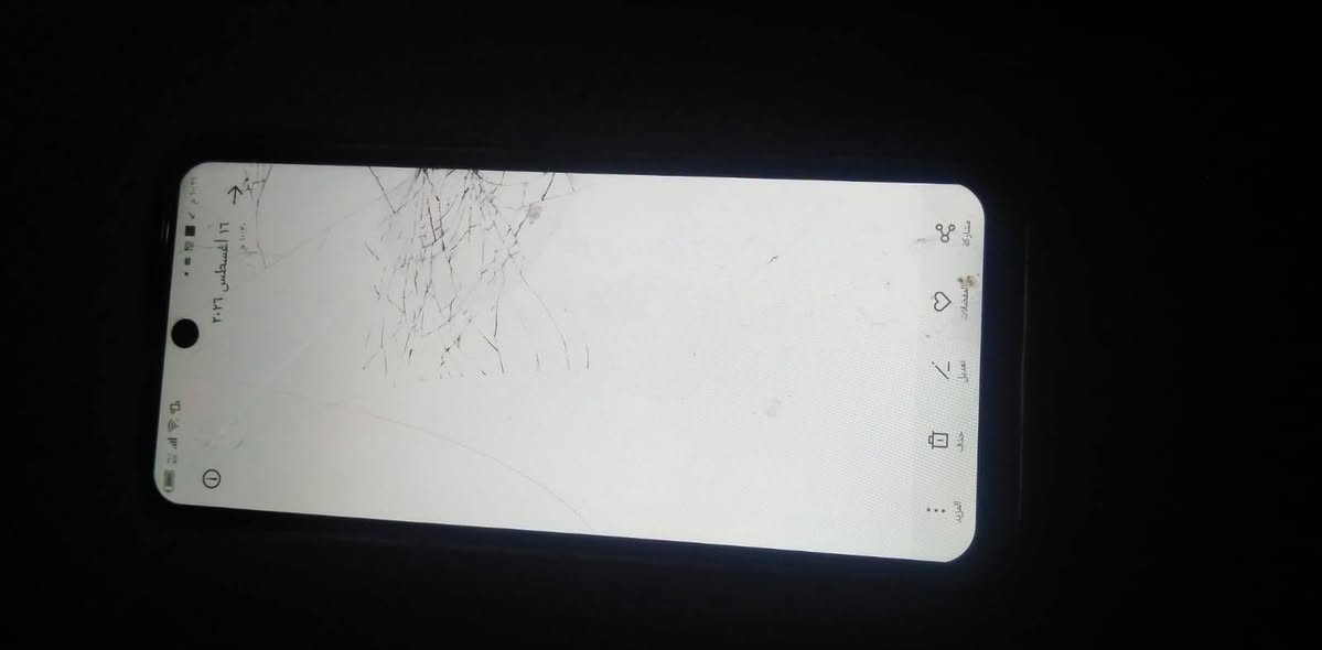 سلام عليكم جهاز انفنكس هوت 20 للبيع  كسر بلشاشه بس شغال اللمس مابي شي وكسر بلكامره مثل ماواضح بلصوره مامأثر على تصوير سعره 50 قفل مكان نجف سايدين نصر ميلاد  للاستفسار واتساب *********** فقط واتساب
