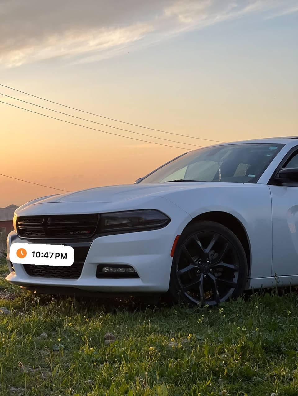 سلام عليكم من رخصة إلادمن جارجر موديل 2021 لون ابيض مواصفات sxt plus اعلى فئة بل sxt السيارة وارد أمريكي كلين تايتل بيها فقط كارت صغير بل الجاملخ الخلفي ماشية 65 الف مايل لاستفسار على الرقم *********** السعر المطلوب 263 ورقة ومجال وشكرا
