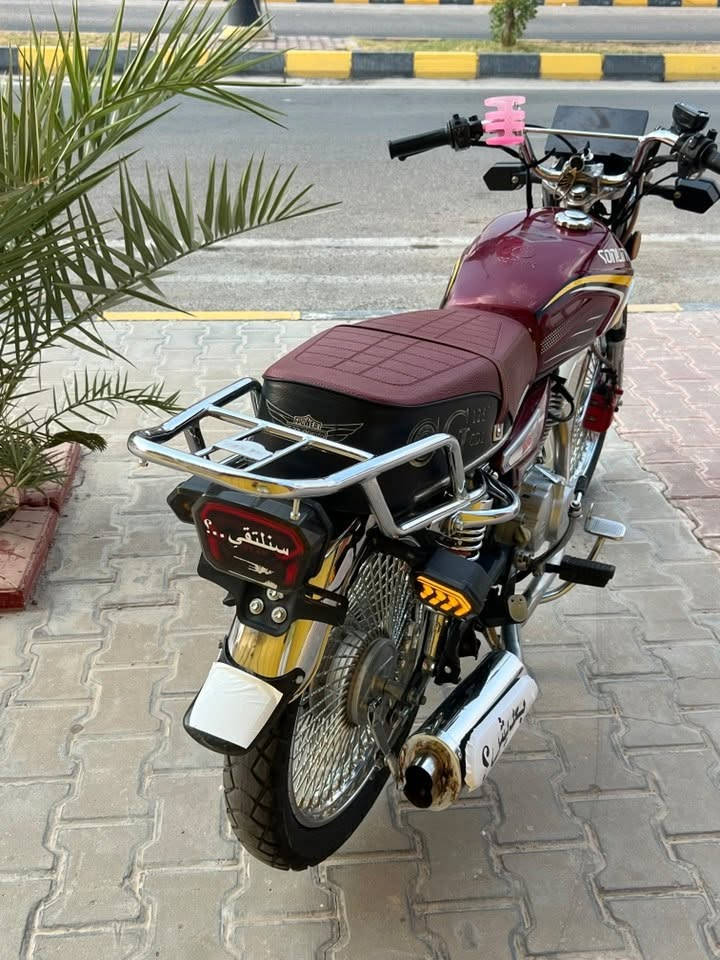 دراجه تايكر 2025 نضيفه حيل 
بس شاشه واكفه شعيرات مالته 
محرك شرط عل فحص شلعه حلوه كلشي شغال 
مكان تكريت 📍*********** وتساب او تصال
