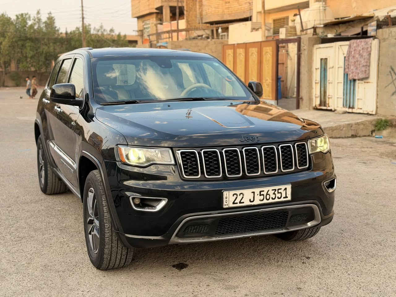#بيع_مستعجل جيب لاريدو 2018وارد أمريكي حادثها
جاملغ بدون دواخل داخل بيجي مواصفات نص فول شاشة كبيرة كامره خلفيه قطعتين تبريد لايت زنون اصلي بكلايت لد بصمه تشغيل بصمه عند دعس البانزين تتحرك وعند رفع الرجل تتوقف مكانها نضام ايكو اقتصاد بانزين مانع الانزلاق ونضام سبورت رياضي حساسات خلفيه و اماميه اشاير بل مري وبيها مواصفات اكثر سياره جديده بمعنى الكلمة سياره رقم اربيل الدولي بسمي تحويل ثانيوم #سعر177وبيها مجال بصيط عنوان بغداد الرصافة #للاستفسار***********
