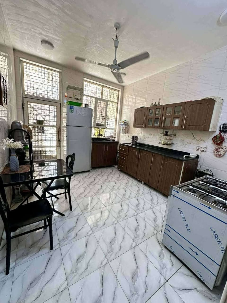 🏠 بيت للبيع – موقع مميز في بابل

📜 طابو زراعي – سند 25
📐 المساحة: 140 م² | طابق واحد
🏡 بناء حديث وجديد 2024

يتكون من:
• طرمة كبيرة
• صالة وهول
• مطبخ
• غرفة
• صحيات داخلية وخارجية
• بيتونة وممرات بطول البيت

📍 الموقع: شارع 80 – بابل، فرع باب خروج محطة الأضواء
🚗 يبعد عن الشارع العام شارع واحد فقط

💰 السعر: 95مليون وقابل للتفاوض البسيط
📞 للاستفسار: ***********
