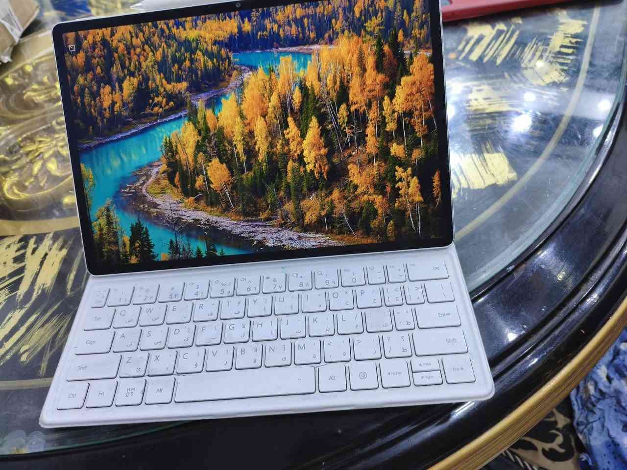تابلت HUAWEI MatePad 12 X بحالة ممتازة جداً (نظيف كالجديد)
الجهاز: هواوي ميت باد 12 إكس (HUAWEI MatePad 12 X)

​الذاكرة العشوائية (RAM): 12 جيجابايت

​سعة التخزين: 256 جيجابايت

​نظام التشغيل: HarmonyOS 4.2.0

​الحالة: الجهاز نظيف جداً وخالي من أي خدوش أو عيوب، شغال 100% وما فك نهائياً.

​الملحقات: مرفق معه الكيبورد الأصلي والقلم.

​التواجد: بغداد - حي العامل.

​للإرسال أو الاستفسار (اتصال أو واتساب): ***********

