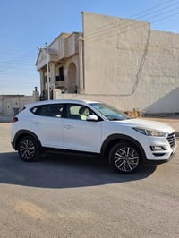 توسان • ٢٠١٩ • مكينة ٢٠٠٠