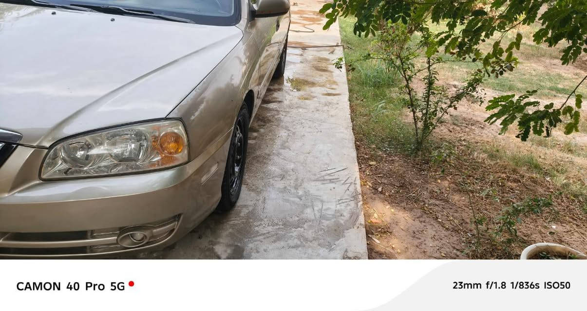 ٢٠٠٥ • ثلاث قطع • رقم بغداد