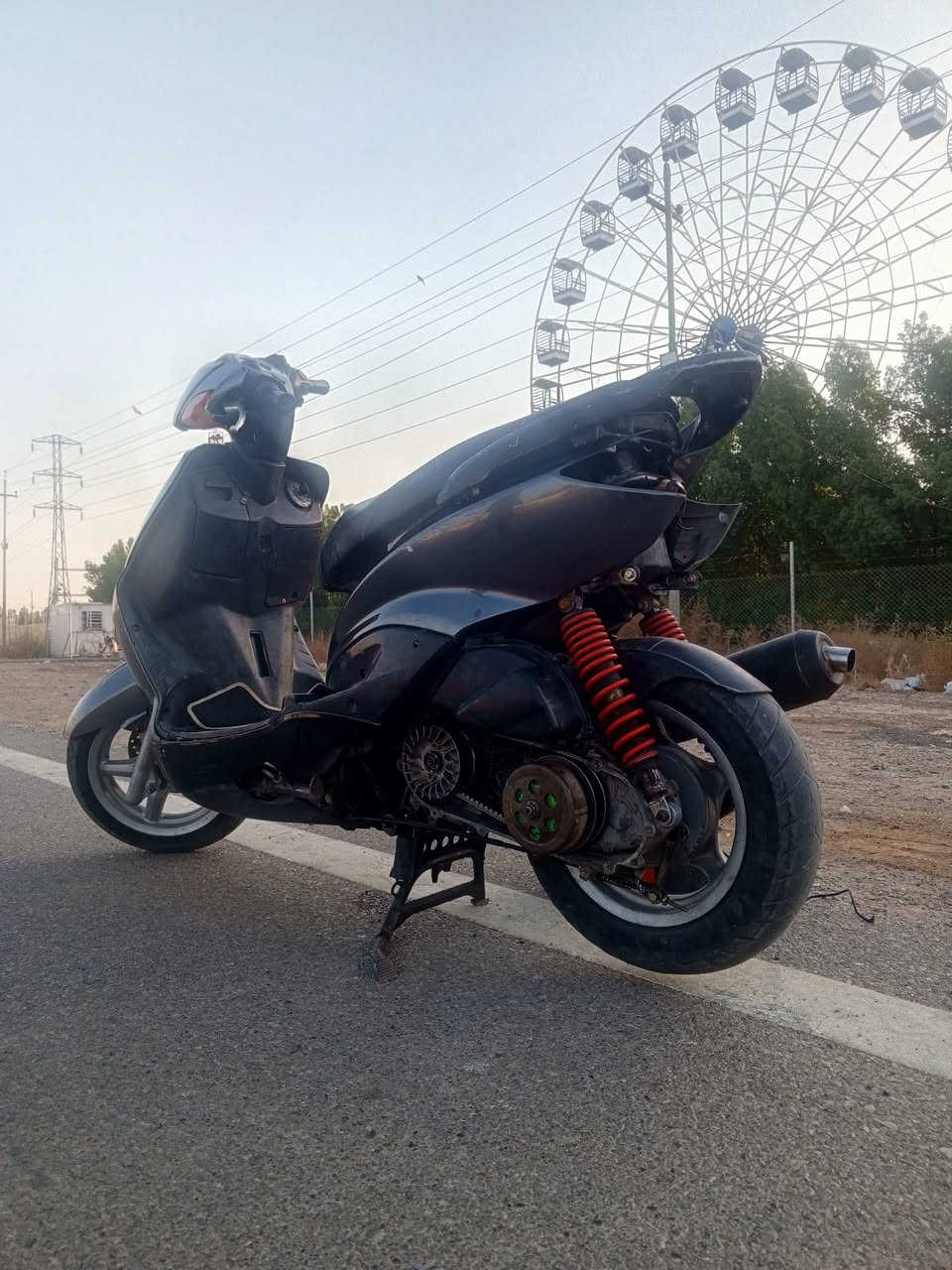 ا سلام عليكم دراجه سكنس نثيه امراوس تجفيت جديدكلشي جديد من ناحيه المكينه كهربائيات شغاله عوزها كابريتر   غراضها المموجوده بيها مضمومات اول فتحا الها مكاني بغداد الحسينيه مال راشديه رقمي وتساب فقط ***********
