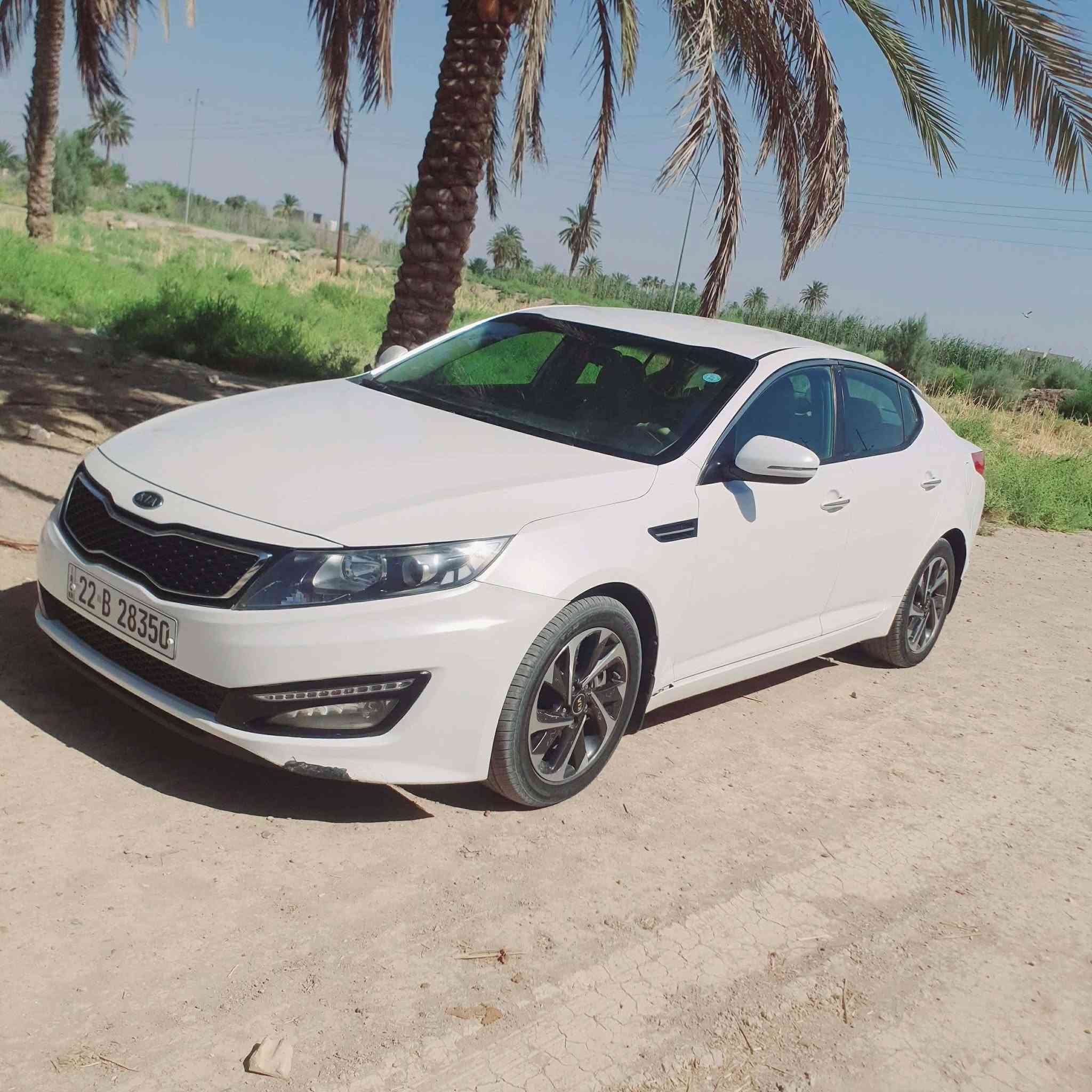 اسلام عليكم كيا اوبتما 2013
مكينه 2400 
خليجيه فول عدا البانوراما 
السعر 125 $
بيهه مجال بسيط
***********
