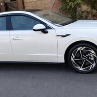للبيع سوناتا خليجي 2024 محرك 2500 گير تعليگ 8 نمر ماشية 109 الف فول مو...