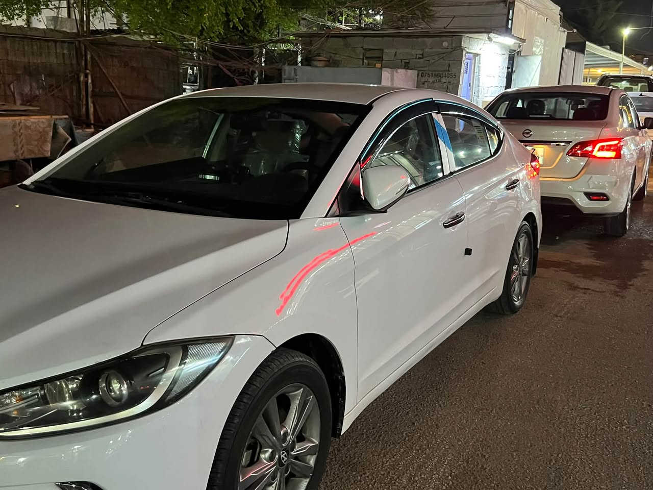 السلام عليكم 
ELANTRA//2017
جديد السيارة كير مكينه 1,6 رقم شمالي ساقط السيارة بأسمي  
مابيها حادث السيارة فقط صبغ الجاملغ الخلفي 
وربع البنيد//
سيارة فول مواصفات عدى الفتحة ول بصمة
اشاير بل مري//
مري طبك مع التقفيل//
شاشات خلفية//
كاميرا خلفية//
لايتات LED//
شاشة جبيرة//
جاهزة السيارة مابيها نواقص//
السعر// 13,500 الف دولار
للاستفسار//***********
