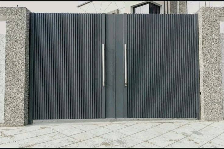 🚪 أبواب حديد مودرن – قابل للتنفيذ حسب الطلب
إذا تدور على باب مميز ومرتب لبيتك أو مشروعك 🔥
نعرضلكم مجموعة تصاميم أبواب حديد مودرن وعصرية، وجميع التصاميم قابلة للتنفيذ حسب القياس والطلب.
✅ تنفيذ حسب القياس
✅ تصاميم مودرن وحلوة
✅ شغل حدادة متين ومرتب
✅ إمكانية التعديل على التصميم حسب رغبتك
✅ تنفيذ أبواب خارجية ومداخل
📍 معمل الإبداع للحدادة العامة
🔨 بإدارة رامي الحداد
📞 للاستفسار وطلب التنفيذ: ***********
اختار التصميم اللي يعجبك وخليه يتنفذ  
 مباشرة.

نص مكتوب في الصور:
- @othman.haddad4
- الفرات لصناعات الالمنيوم ٤ س
- manlike
- GL GATE LOOK CRAFT +91 9310071099 www.gatelookcraft.com