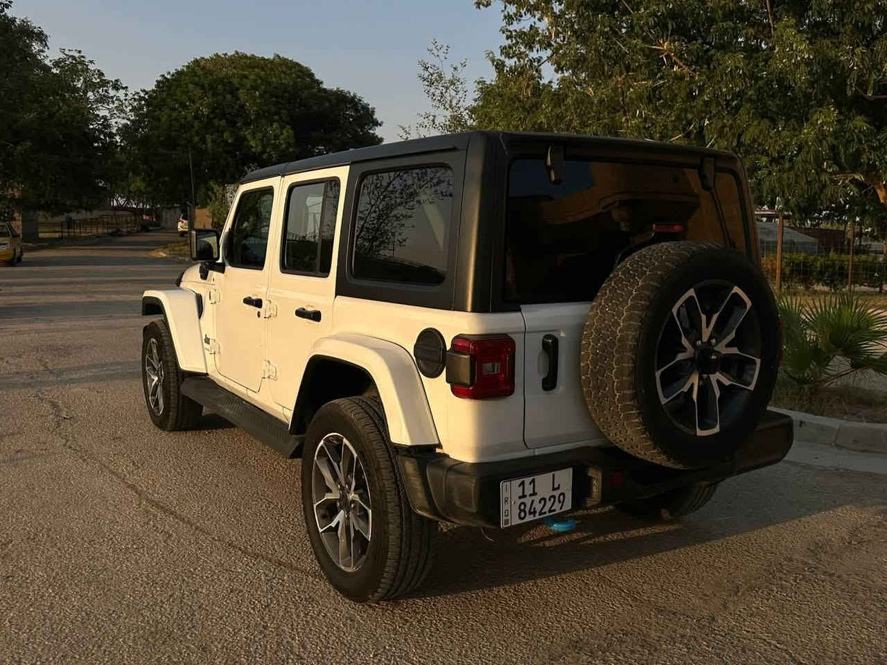 🔥 للبيع | Jeep Wrangler 2024 🔥

🤍 Wrangler 2024

.

📍 السيارة جاهزة
📌 الممشى: 20000 m
📌 الفئة: بلك أن هايبرد
💰 السعر: مناسب جدا

📞 للتواصل: ***********

#JeepWrangler #Wrangler2024 #رانكلر #جيب #سيارات_للبيع
