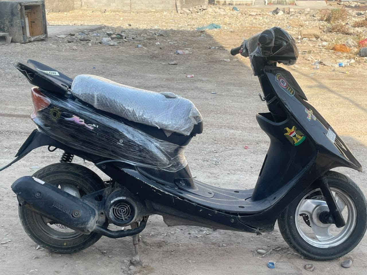 سلام عليكم دراجة عصفورية للبيع الدراجة نظيفة شغلة هندر واحد بس يرادلهة كعكة مال صالنصة لئن صوتهة عالي كهربائيات كاملة ما عدة سلف بريكات شغالة وكابريتر جديد تايرات جدد السعر 250 وبيهة مجال العنوان بغداد تقاتع درويش حي تراث الرقم *********** غير متواجد عل فيس
