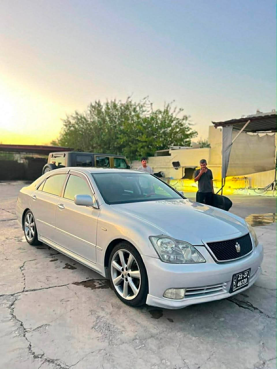 شاهینە سپۆرت 182 براوە
فول فول مواسەفات 
جلد ، هیتەر ، سلاید 
سەیارەکە زۆر پاک و جوان و زۆر ریکە هیج کێشەیەکی نییە سەیارەکە بارکۆدی هەیە تەنها رەقەمەکەی ماوە وەری گریت 
بۆ بۆیاخیش سەیارەکە ٢ پارجەی بۆیاخ دوبەیە دەرگای سایەق و دوای سایەق 
نرخ ٥٦ گەلاو مەجالێ برایانە
***********
