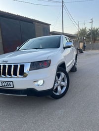 جراند شيروكي اوفرلاند • ٢٠١١ • نضيفه
