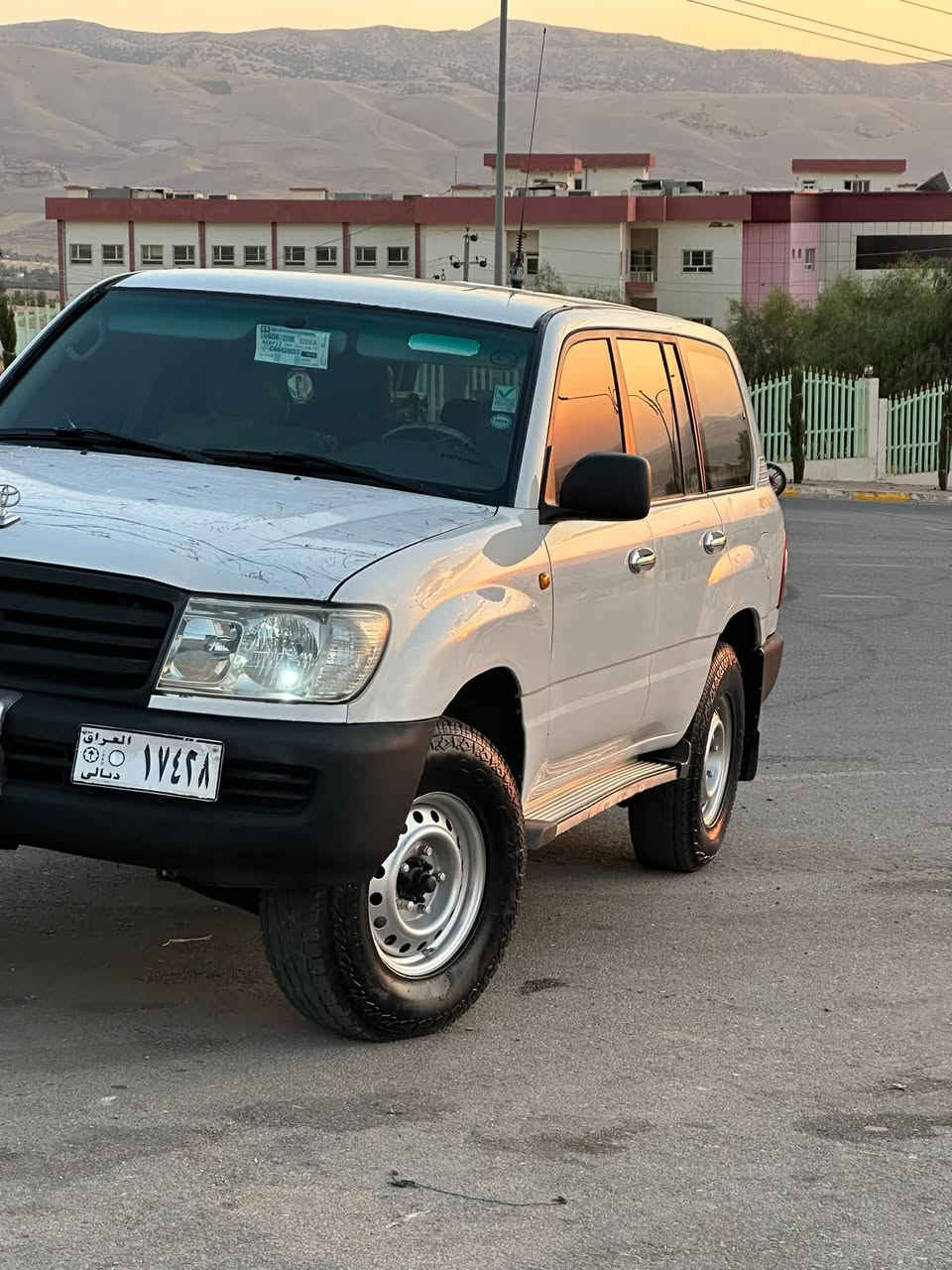 بە ناوی خوای گەورە
مۆنیکا 2003 GX 
ئارم پلاستیک سلێمانی بە شەرت ئارم و ئەوەلیات و خرامە 
هۆکی بیلاد دەبل فلچە جام کارەبا دەژبل بەرز پێش تەبەڵە 
چوار جام کارەبای تەبرید مەرکەزی سەلاجە شاشە ایپاد  
تاقم تایە و ویلی لۆک ئەکسل قفل شوێن لەزگەی بۆیاخە و پەڵەی لە بۆنیتەکەی گێر و مەکینە و دەبل اکسل بە شەرت 
شوێن هەلەبجەی شەهید سعری ١٣٨ مەجال 
***********
***********
