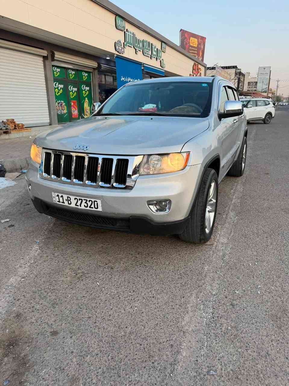 صلي على نبيك 
جيب لاريدو موديل ٢٠١١ 
كفاله من الضربه والدواخل 
فول مواصفات عدا الفتحه
٤ بصمات وبصمة تشغيل 
سستم نيكل 
شاشه بلادي 
كامره دواره 
حساسات
تحم ستيرن جهتين 
داخل مشمشي 
نضام يكو 
مكينه ممفتوحه 
مكينه ٣٦٠٠ جديده بل شرط    
كهربائيات عل بلاد 
بجم كبس 
تخم تايره جديد ويل هامان
صدر جديد 
تبريد قطعتين عل سويج 
مضومة زنون 
سياره بيه قطع صبغ ابيعك حزام 
بغداد دولي بسمي مكان سياره تكريت 
سعر ١٢٧ وبيها مجال حك الجيه 
***********
