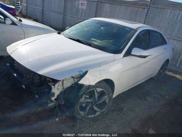 موديل23 هايبرد
فووووول مواصفات 
رقم بغداد تحويل 
ماشيه 76 بدون ايرباك 
دعامية فقط 
وجاملغ امامي كلير
مكاني ناصريه مركز
السعر 147 $بيها مجال حك الجيه
***********
