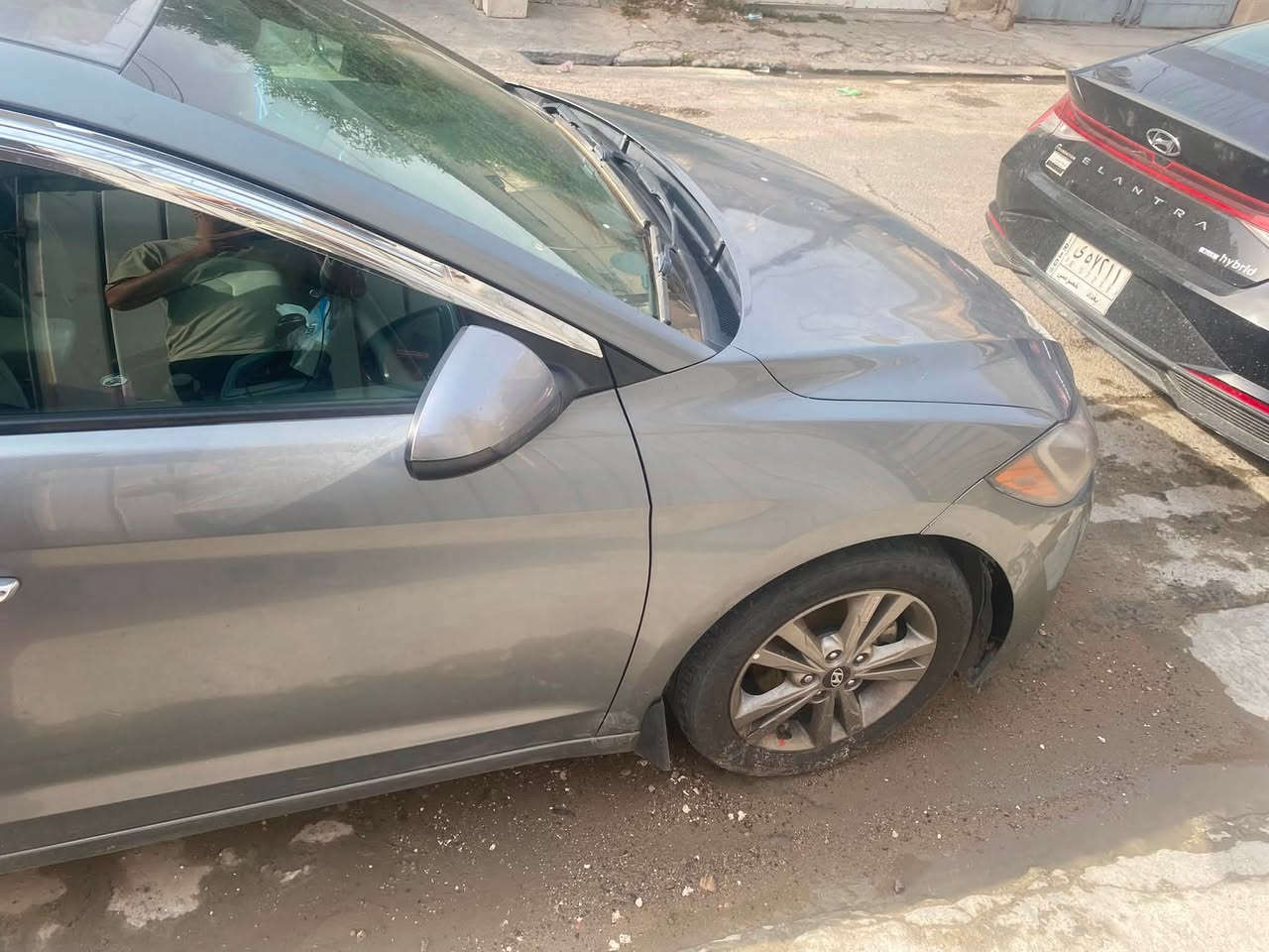 سلام عليكم النترا ١٧ للبيع رقم بغداد بسمي تحويل ثاني يوم قماره صبغ كلير حادثه باب ونص جاملغ يعني قطعتين ونص تبريد صدر حداديه تخم تاير جديد كامله مكمله ماشيه ١٥٠ الف تبريد ثلج سعر ١٠٣ وبيه مجال حك الجيه رقم ***********
