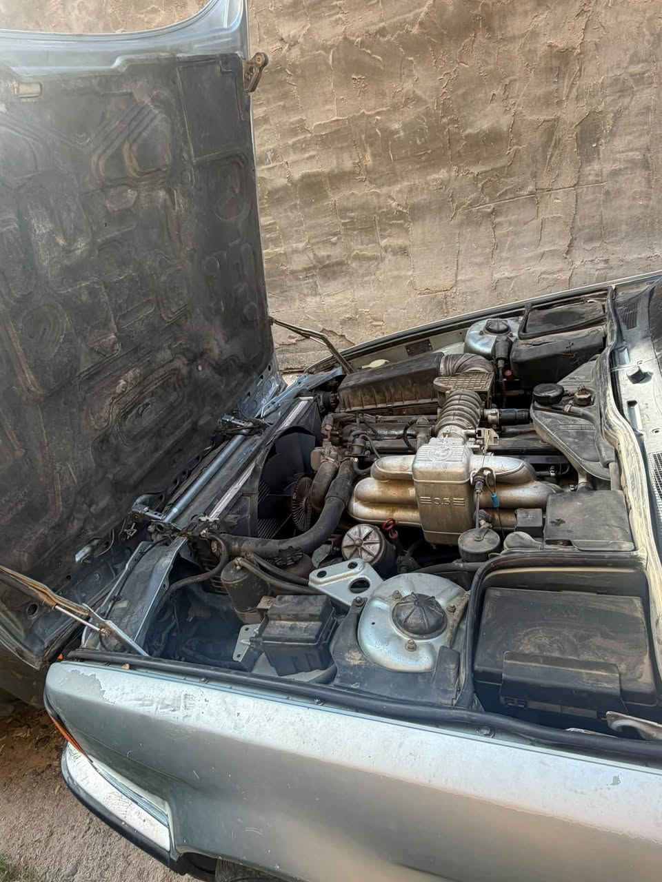 السلام عليكم
للبيع bmw اصل 730 محرك 735 بحالة جيدة كير تمام
رقم بغداد جديد وهزة وسنوية كله جديد السيارة بلادية بدون ضربة ولاتبديل ولا صبغ غرفته نضيفة 
العنوان بغداد الكرخ 
للتواصل (***********)
سعر (47)$ بيه مجال بسيط للشراي
