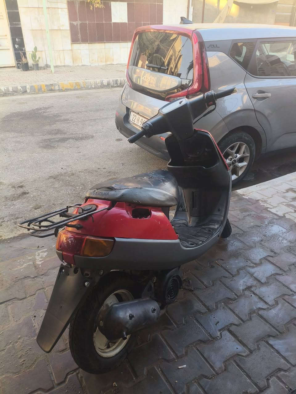 السلام عليكم دراجه بطه 2003 للبيع 200 وبيه مجال ***********
..   شاصي مكفول دبل سكليتر    مابيها صوت روله بس بيه صوت اكسن خفيف 

شلعه معدل الدراجه كامله
