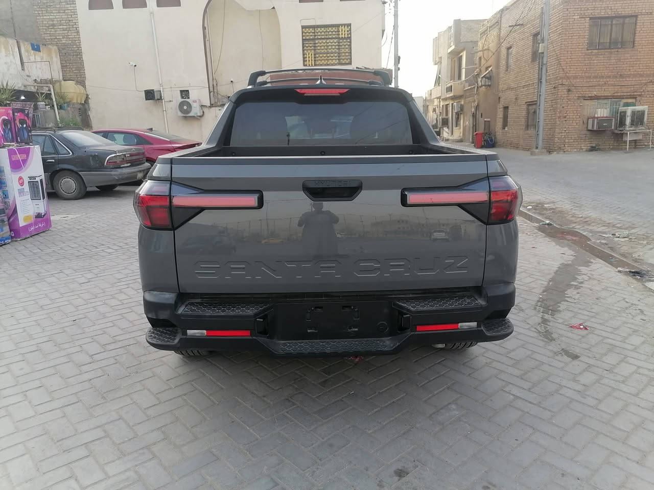 ياالله
السلام عليكم بيكم سنتا كروز 2026 وارد امريكي 

Hyundai Santa Cruz  Green 2.5L 

حجم المكينه : 2500  سمارت ستريم 

المسافه المقطوعه : 1. الف ميل 

الضرر :  صبغ جاملغ أيسر مع الدوسة 

الايرباك : دشبول ودركة سليم 

المواصفات

1شاشة متصلة 

2.بصمه دخول ذكي مع الترحيب 

3. كشنات جلد 

4. ويل كب 18 كروم 

5.رادارات 360 درجة

6.تشغيل عن بعد 

7.لايتات لد 

8. لايتات زنون

9. اشاير بالمري

10. تحكم 

11.كامرة

12.كشنات كهرباء

13.مود سرعة

قيادة ذاتية

اوتو هولد 

14.هندبريك بصمه

15.هيترات بالكشنات

السعر : ٢٢٠

السيارة فحص مؤقت 

تفاصيل آكثر هذآ رقم4353 0780397📞*********** 

مكاني بغداد منطقة الحبيبية
