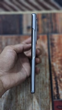 تكنو كامون ٤٠ برو 5G • ٢٥٦/١٢ رام • مكفول