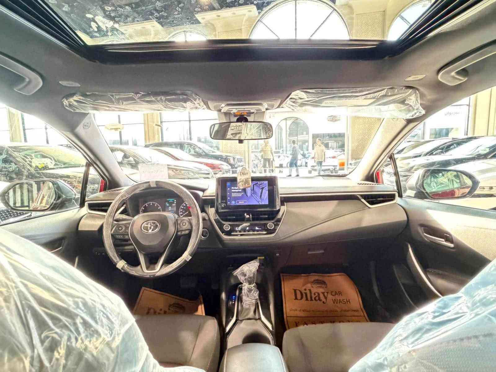 السلام عليكم 
2024  Toyota Corolla, SE 
تويوتا كرولا  2024 👍 SE  
بجم كبس 
السياره حادثه — بابين صبغ 
ايرباكات فقط بردة طاك 
السيارة بحالة ممتازة 

مواصفات SE :-
بريك بصمه 
فتحة (سلايت)
ماشية ١٣ الف 
شاشة ايباد  
كاميرا  
ثلاث كير (كير سبورتي  )
ويلكبات كروم
تحكمات ستيرن ➕ تحديد سرعه 
مانع انزلاق 
لايت زينون عالي و ناصي بلاد 
نظام auto hold 
نظام Assistive talk back 
السيارة رقم كاتي تترقم محافظات الشمال 
السعر  153$ ورقة 
و تكلفة الترقيم 12 ورقة كاملة 
العنوان :اربيل -   
للاستفسار  الرجاء اتصال ☎️ *********** واتساب أربيل, العراق
