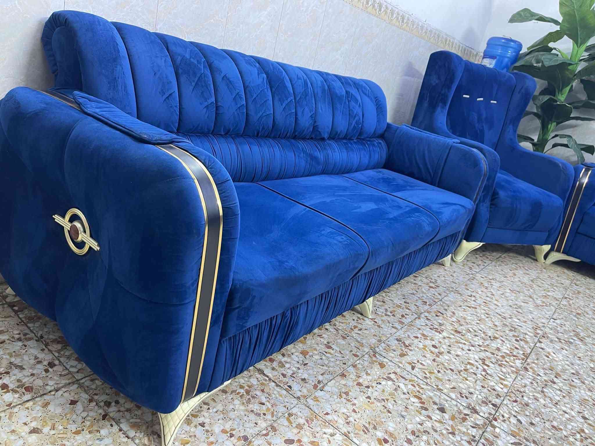 عشره مقعد تفصال كلش ثكيل افحص قبل الاستلام بعده جديد السعر 300 ..***********
