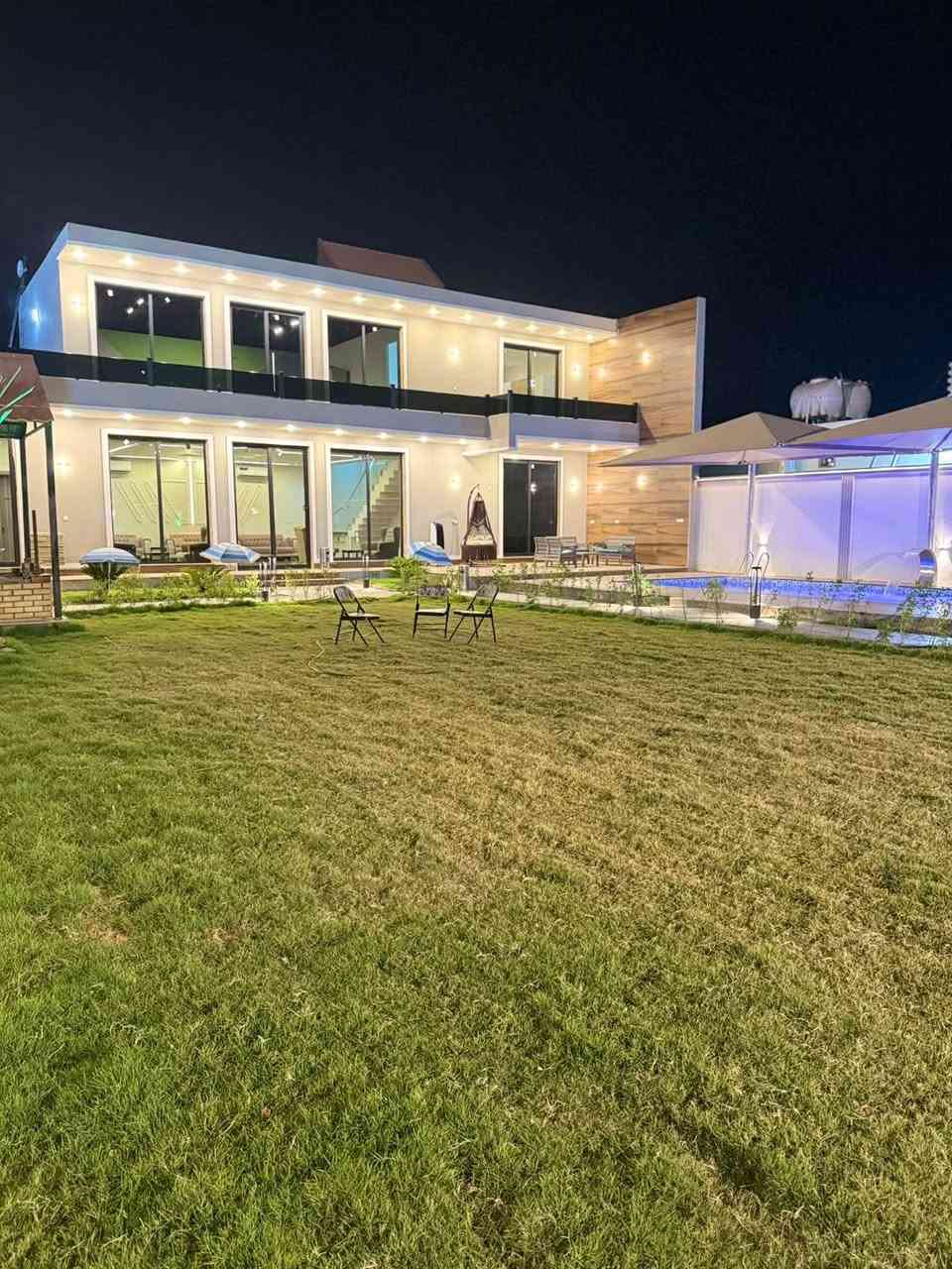مزرعة للإيجار اليومي 🏡🌳

📍 الموقع: بغداد – الدورة – البوعيثة

✔️ أجواء هادئة ومناسبة للعوائل والشباب

✔️ مساحة واسعة وخدمات متوفرة

✔️ صالة العاب بليارد منضده فيشه بلي ستيشن
العاب اطفال 

📌 للحجز والاستفسار يرجى الاتصال أو المراسلة على واتساب: 
 📞*********** 
 موثق في تطبيق اجرلي لسياحة المزارع في العراق 🇮🇶
