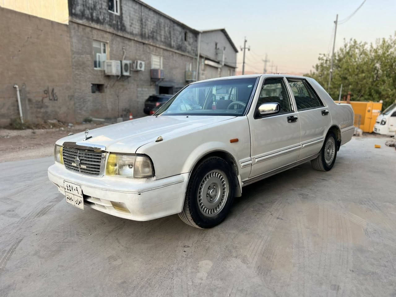نیسان سدریک 2002 نموونەی جوانی 
 سیستمی غازو بەنزینە مەکینە و گێڕو ئەکسل تەبریدو کارەبای هەموو گیانی بەشەرتە چوار تایەی تازەیە سێ چوار پارچەی بۆیاغە دەعمو لێدراوی نیە بەناو ناکرێت کێشەی بەڕادی هەیە ئەولیات غەرامە و حیدزو کێشەی مەدەنی بەشەرتە سعری ٣٠$گەڵا شوێن تەق تەق ***********) (***********) کڕیاری نیت ئیزعاجمان مەک كويسينجاك, أربيل
