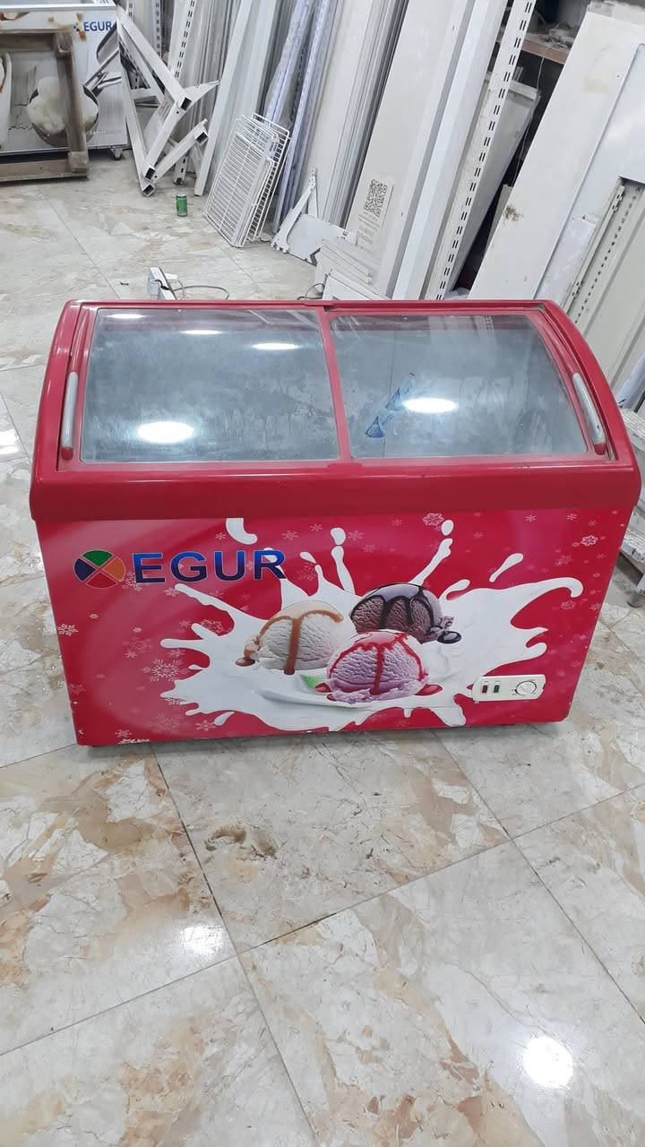 عارضه طرحيه نظيفه جدا وتجميده فول سعره ٢٥٠ العنوان نجف حي المكرمة شارع الطاقه موبايل ***********
