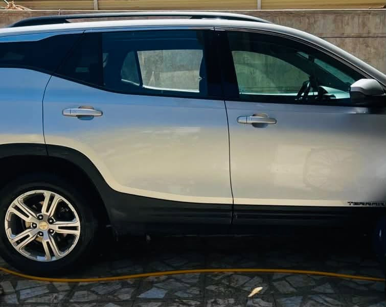 للبيع | جمسي تيران 2019

📍 اللوحة: نجف وباسمي  
💵 السعر: 115$  
📍 مكان السيارة: النجف  

الضرر: بنيد وجاملغ،

⚙️ المواصفات:
▪️ محرك 1.5 تيربو – 4 سلندر  
▪️ بصمة + تشغيل عن بعد + تقفيل تلقائي  
▪️ مقاعد مخمل  
▪️ 3 أنواع للقيادة  
▪️ لِد أمامي وخلفي  
▪️ كامرة دوارة  
▪️ تبريد أمامي وخلفي منفصل  
▪️ مانع انزلاق + صعود جبال  
▪️ شاشة كبيرة مع كامل ميزاتها  
▪️ تحكم ستيرن جهتين  
▪️ إطفاء المحرك عند الازدحام وتشغيل تلقائي  
▪️ نظام ABS مانع انزلاق  
▪️ تشغيل السيارة والتبريد عن بعد  
📞 للاستفسار:***********
