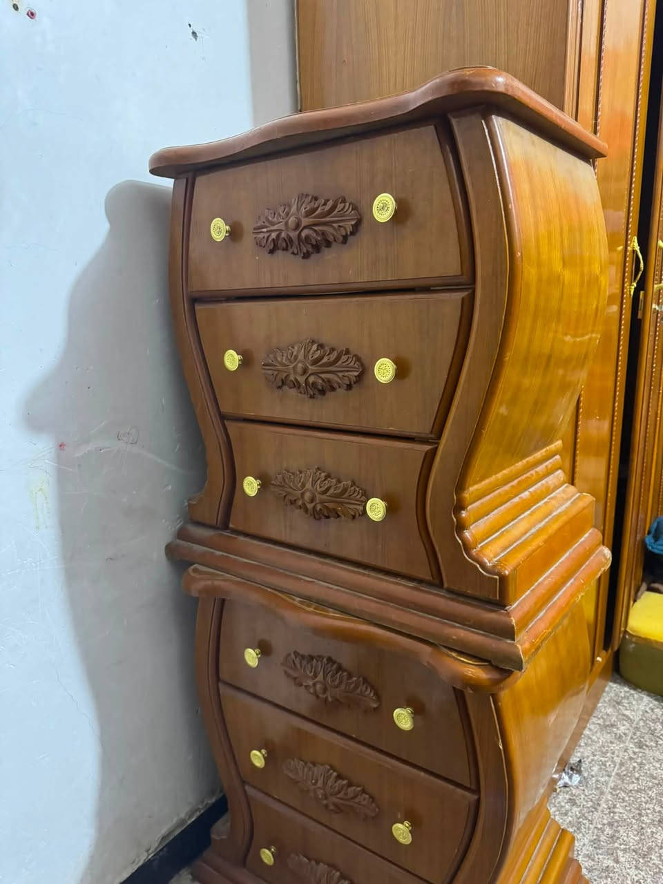 غراض بيت للبيع مال مستعجل
مكان ناصريه مركز 
رقمي ***********
