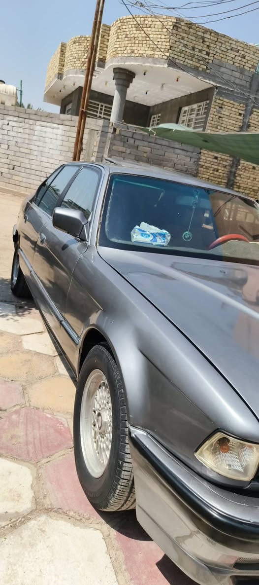 ٧٣٠ مفتوح
گير جيد
مكينه جيدة
حدادة ٩٥%
فتحه ٣ طگات
تبريد ثلج
كهربائيات شغاله من الدعاميه للدعاميه
بدون خياس
غرفه جديدة 
رقم بغداد دولي باسمي شبه مميز 
البصرة قضاء المدينة 
واتساب ***********
